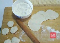 韭菜鸡蛋水饺的做法图解7