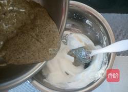 5寸黑芝麻戚风蛋糕的做法图解16