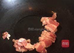 五花肉炒芹菜的做法图解2