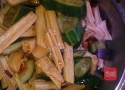 花生黄瓜凉拌腐竹的做法图解7