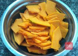 煎南瓜饼的做法图解1