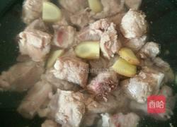 榨菜排骨汤的做法图解5