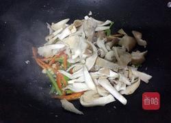 平菇炒肉的做法图解5