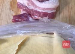 烟熏肉卷豆腐的做法图解1