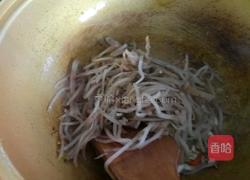 辣炒咸菜的做法图解3