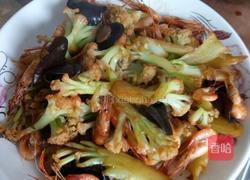菜花炒虾的做法图解5