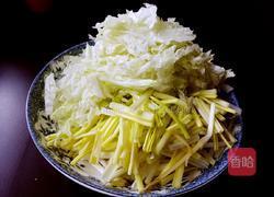香干韭黄百财肉丝的做法图解3
