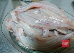 红烧鳎目鱼的做法图解1