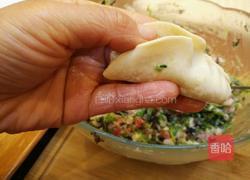 柳叶饺子的包法的做法图解19