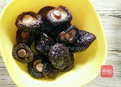 老鸭炖香菇的做法图解10