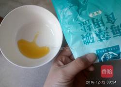 微波炉蒸蛋的做法图解3