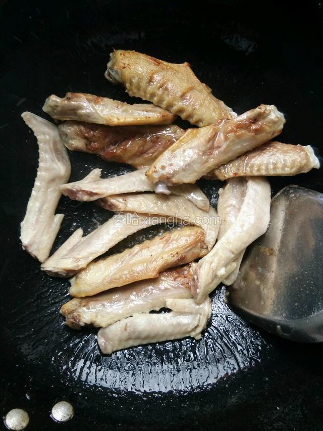 翅尖也煎一下