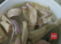 猪肚煲鸡汤的做法图解6