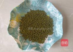 绿豆莲子汤的做法图解1