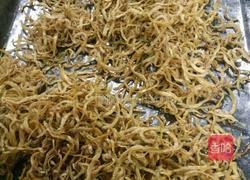 小鱼花生米的做法图解2