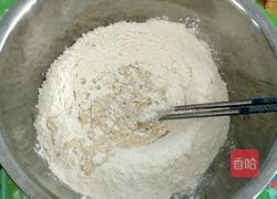 白菜红萝卜肉馅儿包子的做法图解1