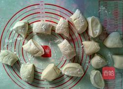 白菜红萝卜肉馅儿包子的做法图解10