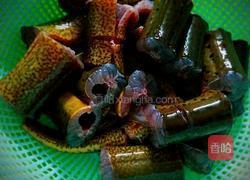 蒜子红烧黄鳝的做法图解1