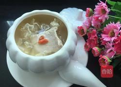 雪耳百合瘦肉汤的做法图解5