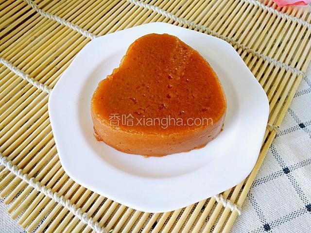非常靓丽的爱心山楂糕酸酸甜甜，美味可口。