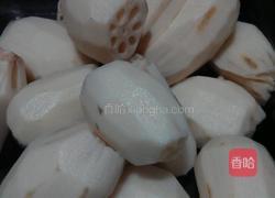 辣鲜莲藕片的做法图解1