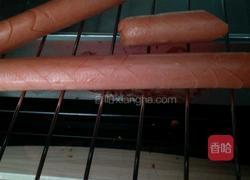 烤火腿肠 烤肠的做法图解1