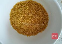 红枣小米南瓜粥的做法图解1