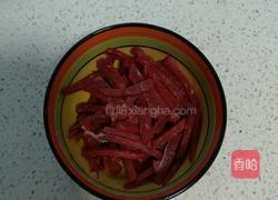 鱼香肉丝(清真)的做法图解1