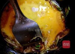 鸡蛋炝锅面条的做法图解4