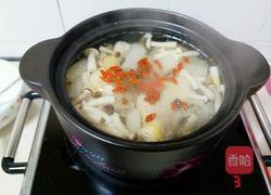 竹荪杂菌炖鸡汤的做法图解7