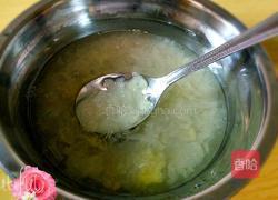 咸银耳养颜汤的做法图解7