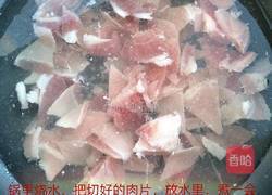 青椒孜然肉片的做法图解3