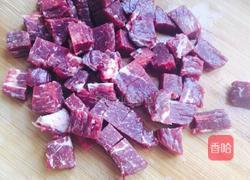 牛肉萝卜煲的做法图解1