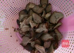 蒜薹炒腊肉的做法图解3