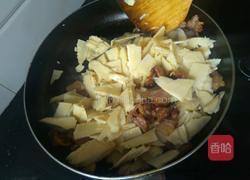 冬笋炒腊肉的做法图解7