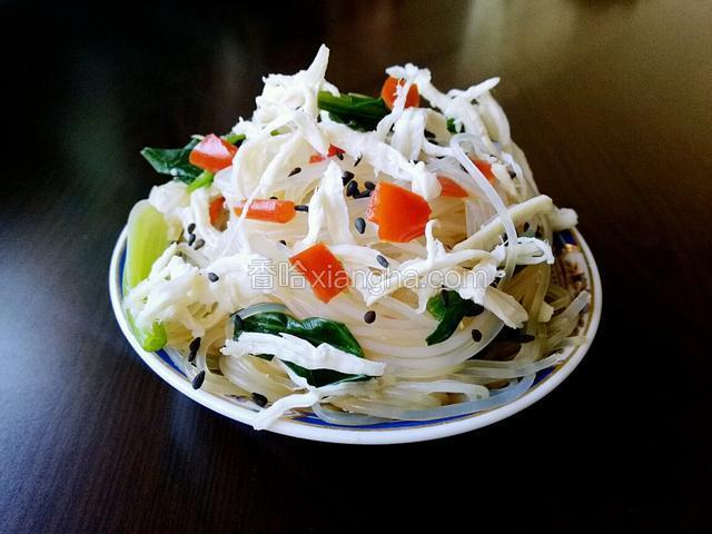 炫彩鸡丝菠菜粉儿