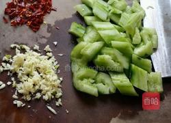 面筋拌黄瓜的做法图解4