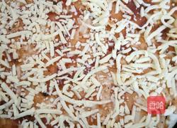 火腿培根披萨的做法图解6