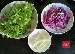 苦菊拌甘蓝的做法图解3
