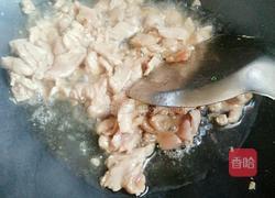 西兰花木耳炒肉的做法图解9