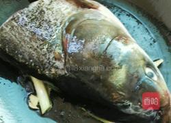 鱼头豆腐汤的做法图解4