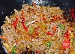 泡椒炒牛肉丝的做法图解6