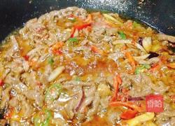 泡椒炒牛肉丝的做法图解7