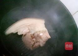 蒜苗回锅肉的做法图解2