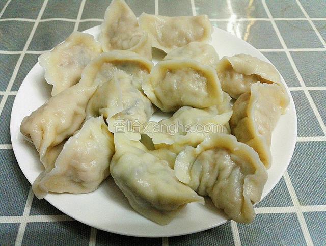 煮熟的饺子太香了