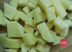 土豆鸡丁的做法图解2