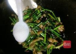 蒜苔炒鸡胸的做法图解10