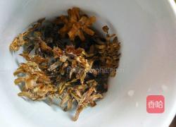 冲泡夏枯草的做法图解2