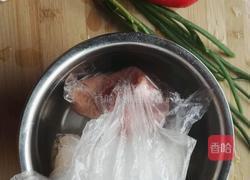 萝卜丝丸子汤的做法图解1