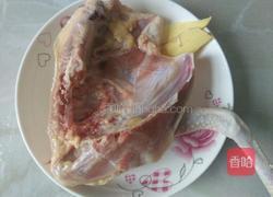 蘑菇鸡汤的做法图解1